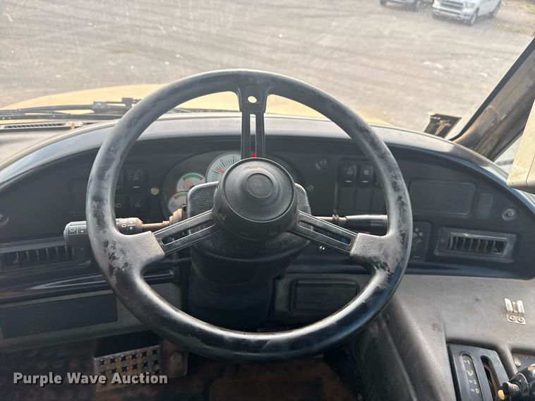 image for item DS3833 2006 Caterpillar 740 water wagon