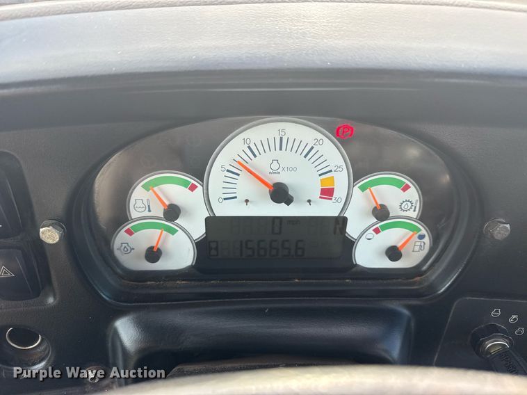 image for item DS3833 2006 Caterpillar 740 water wagon