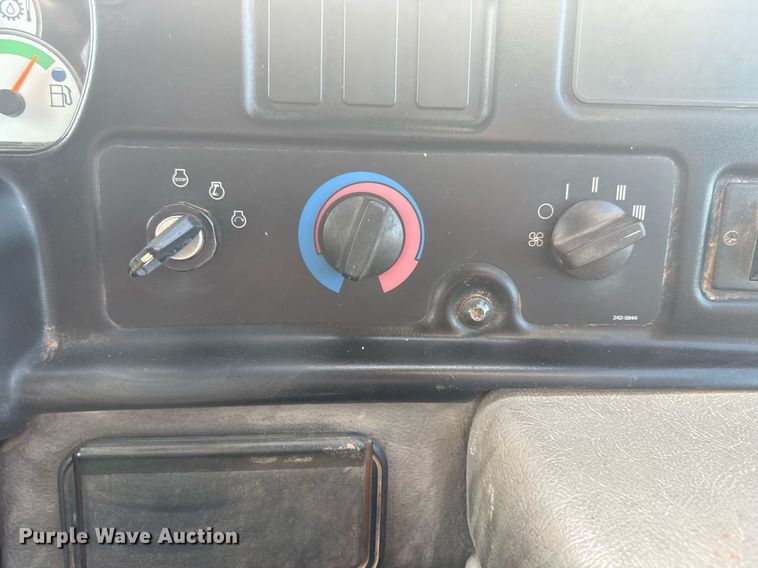 image for item DS3833 2006 Caterpillar 740 water wagon