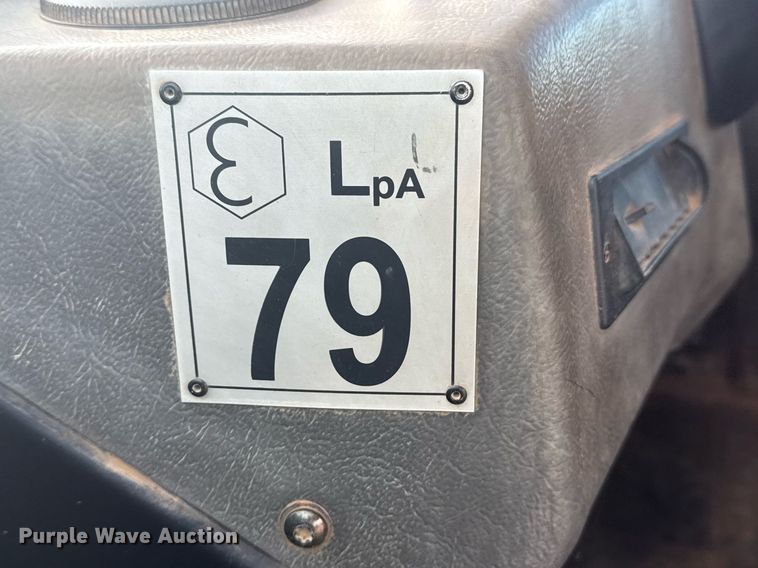 image for item DS3833 2006 Caterpillar 740 water wagon