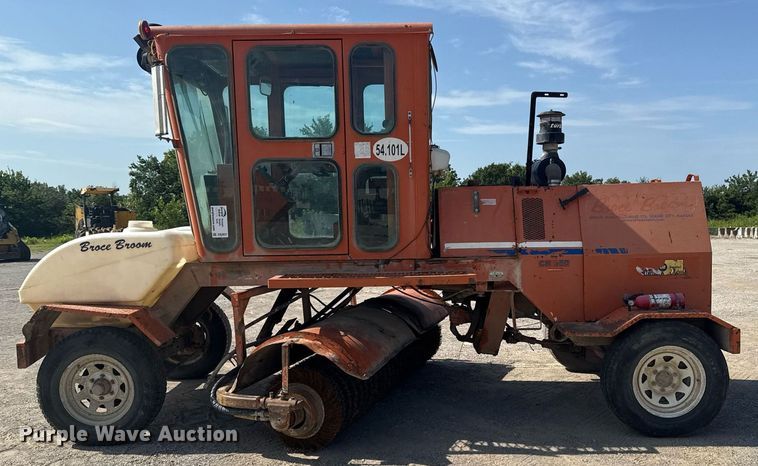 image for item DS3837 Broce CRT350 broom