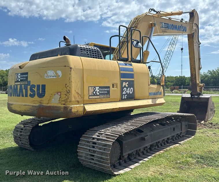 EXCAVADORA 2012 KOMATSU PC240LC10