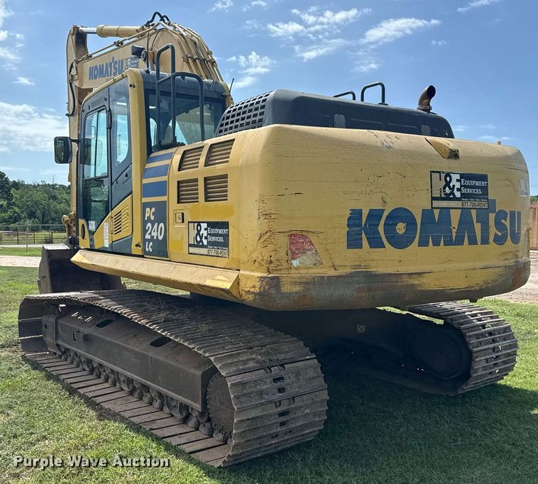 image for item DS3841 2012 Komatsu PC240LC-10 excavator