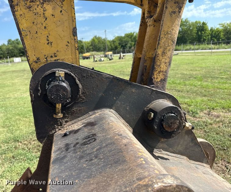 image for item DS3841 2012 Komatsu PC240LC-10 excavator