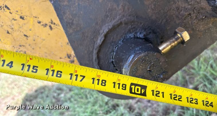 image for item DS3841 2012 Komatsu PC240LC-10 excavator