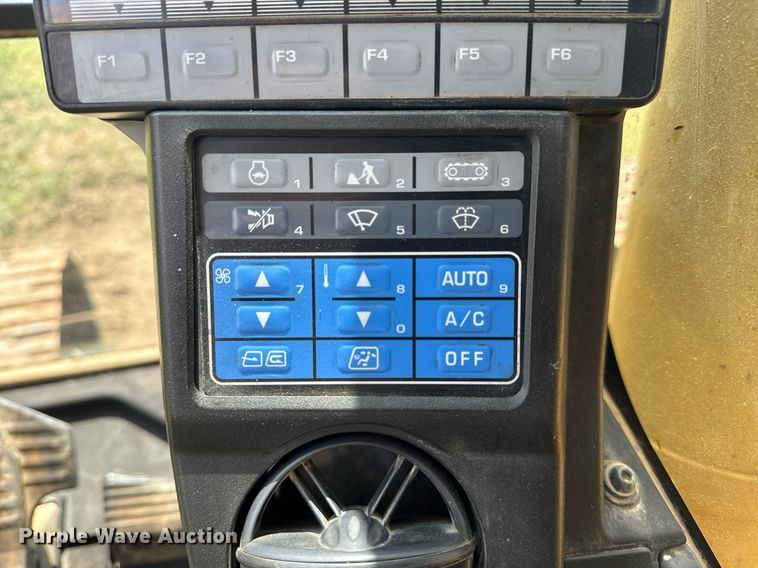image for item DS3841 2012 Komatsu PC240LC-10 excavator