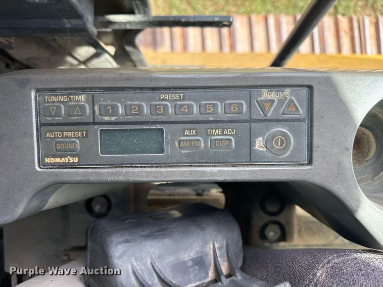 image for item DS3841 2012 Komatsu PC240LC-10 excavator