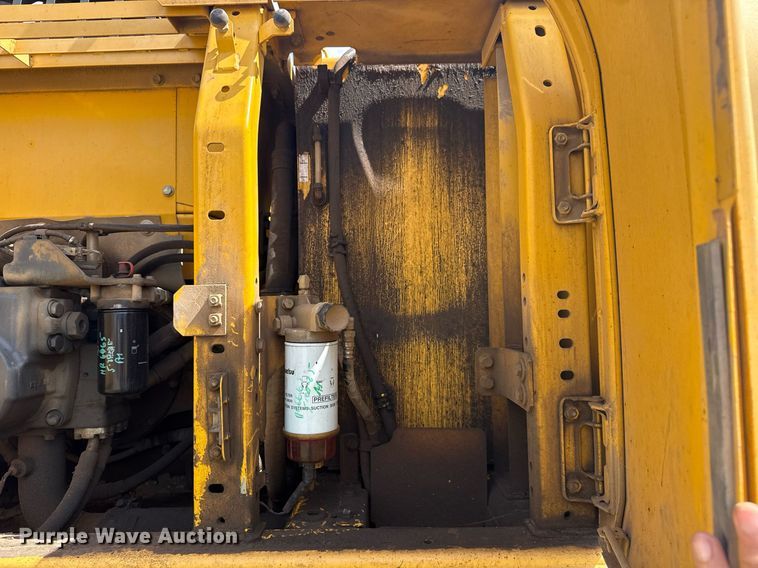 image for item DS3841 2012 Komatsu PC240LC-10 excavator