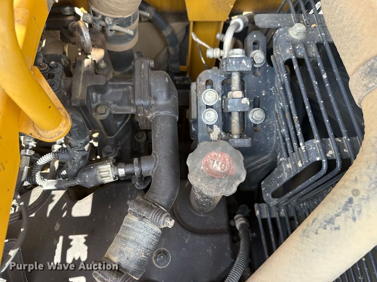 image for item DS3841 2012 Komatsu PC240LC-10 excavator