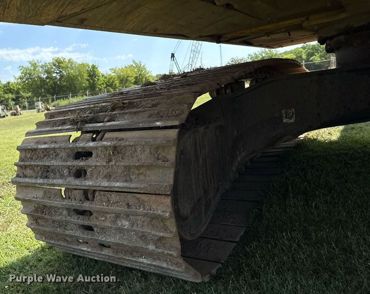 image for item DS3841 2012 Komatsu PC240LC-10 excavator