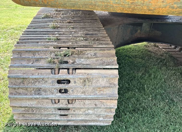 image for item DS3841 2012 Komatsu PC240LC-10 excavator