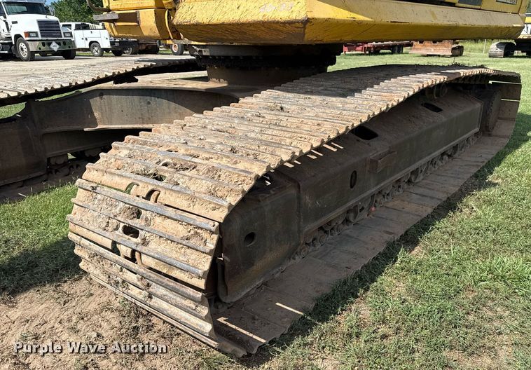 image for item DS3841 2012 Komatsu PC240LC-10 excavator