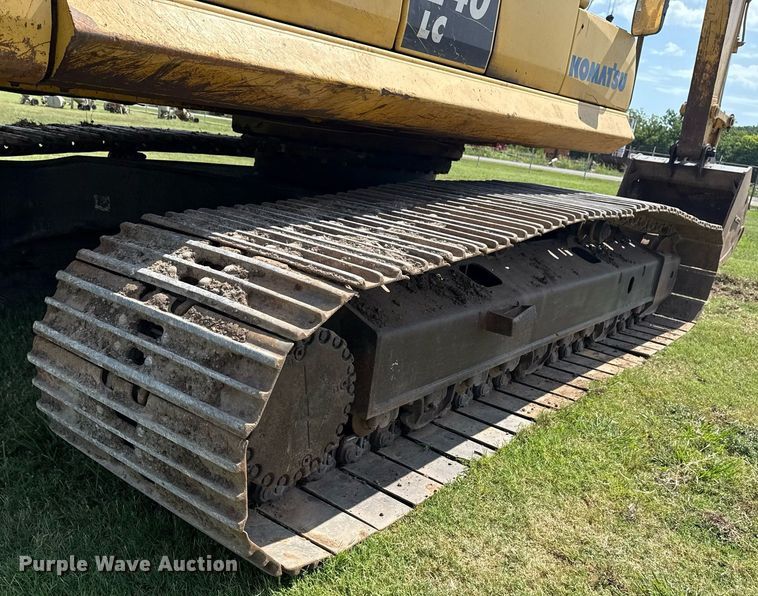 image for item DS3841 2012 Komatsu PC240LC-10 excavator