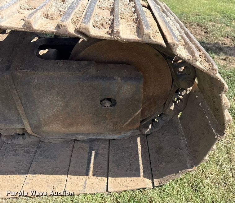 image for item DS3841 2012 Komatsu PC240LC-10 excavator