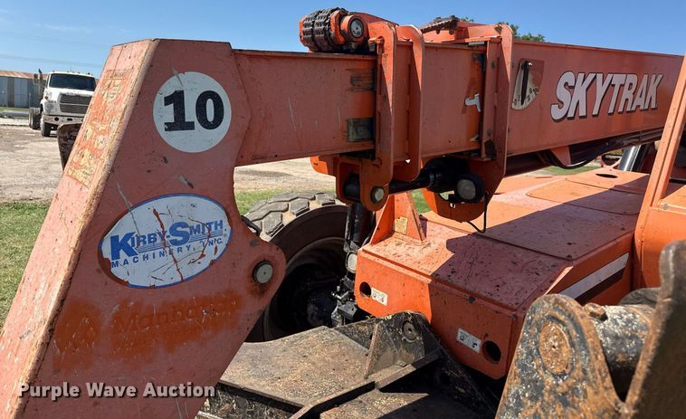 image for item DS3842 2012 Skytrak 10042 telehandler