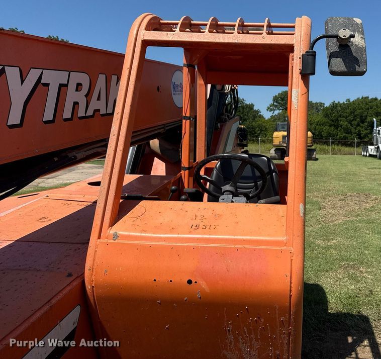image for item DS3842 2012 Skytrak 10042 telehandler