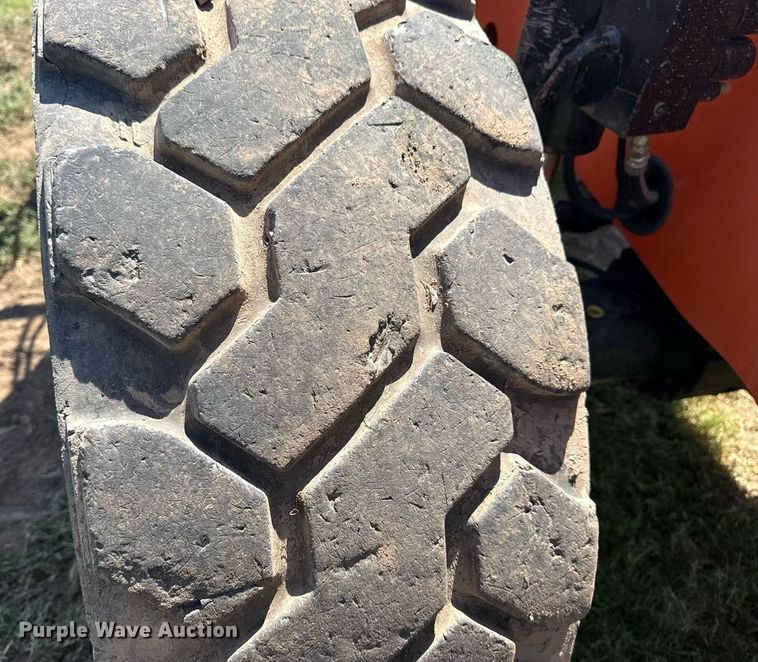 image for item DS3842 2012 Skytrak 10042 telehandler