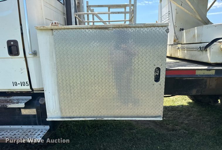 image for item DS3844 2001 Freightliner FL80 Under bridge inspection truck