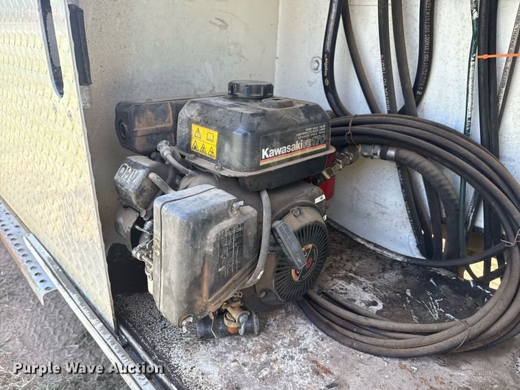 image for item DS3844 2001 Freightliner FL80 Under bridge inspection truck