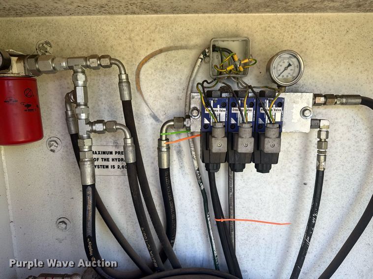 image for item DS3844 2001 Freightliner FL80 Under bridge inspection truck