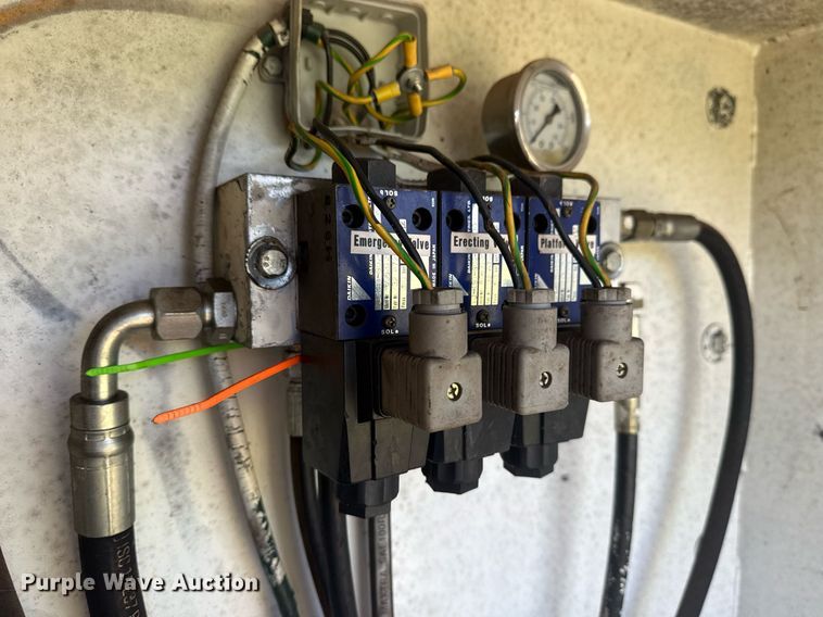 image for item DS3844 2001 Freightliner FL80 Under bridge inspection truck