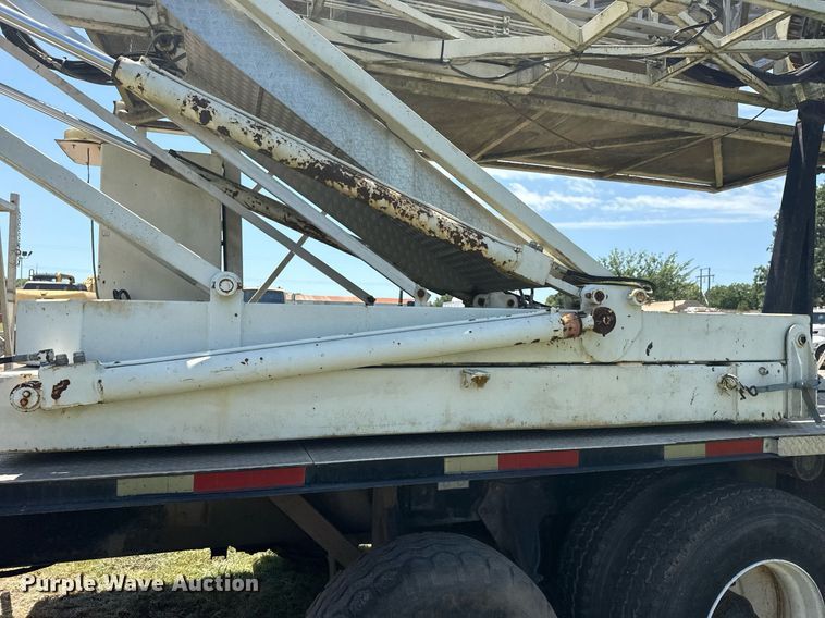 image for item DS3844 2001 Freightliner FL80 Under bridge inspection truck