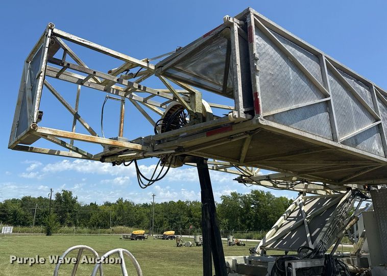 image for item DS3844 2001 Freightliner FL80 Under bridge inspection truck