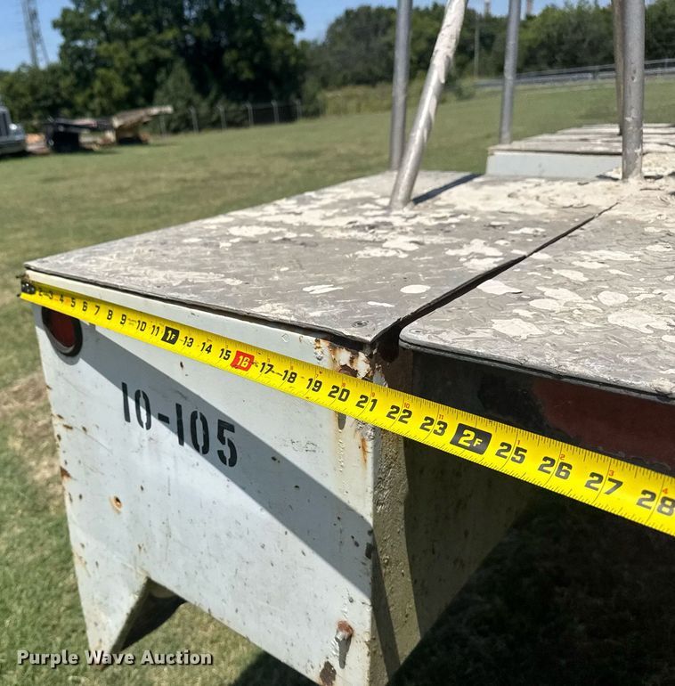 image for item DS3844 2001 Freightliner FL80 Under bridge inspection truck