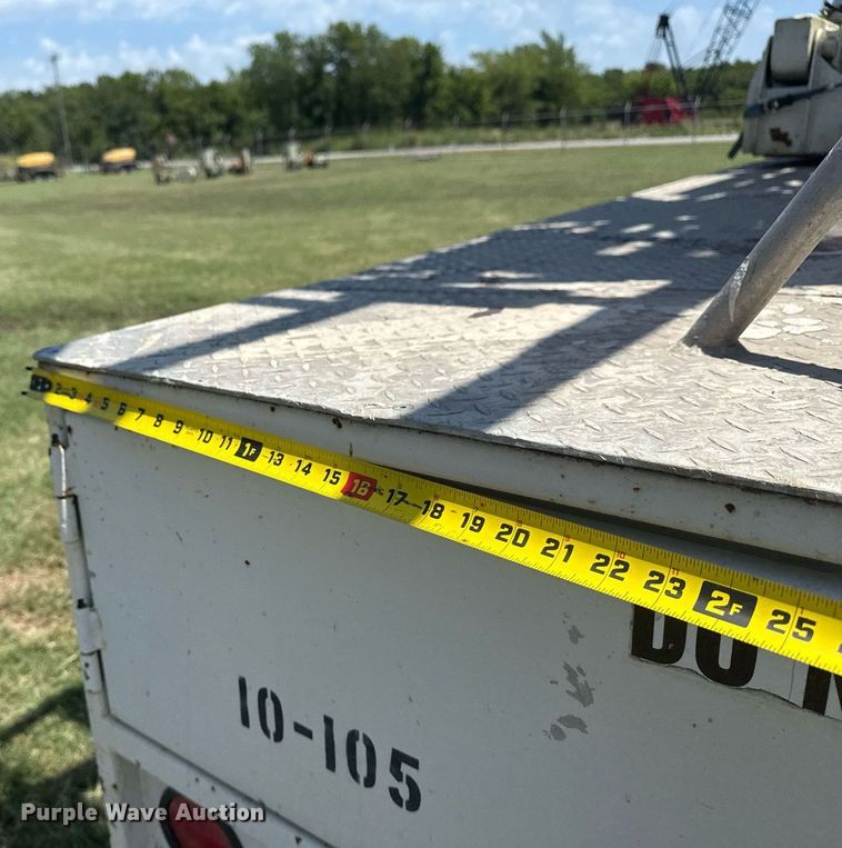 image for item DS3844 2001 Freightliner FL80 Under bridge inspection truck