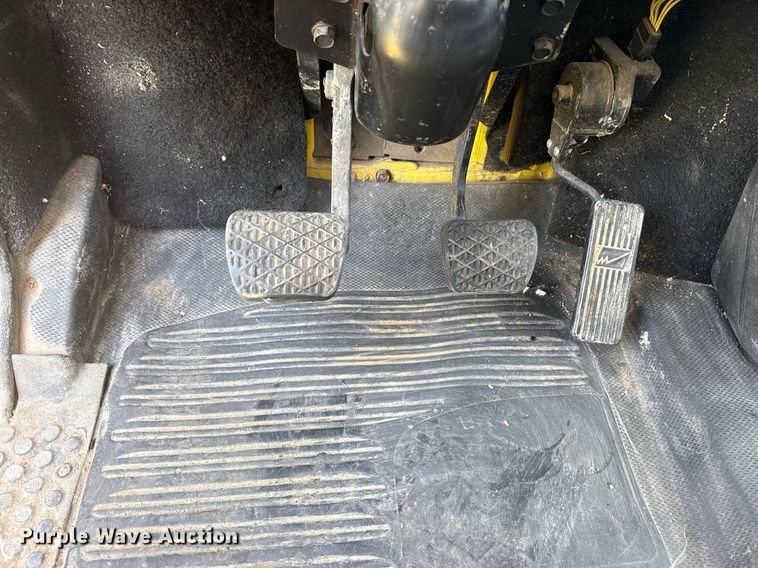 image for item DS3844 2001 Freightliner FL80 Under bridge inspection truck