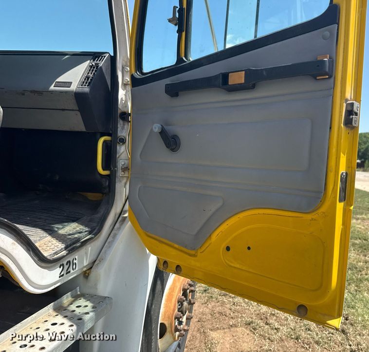 image for item DS3844 2001 Freightliner FL80 Under bridge inspection truck