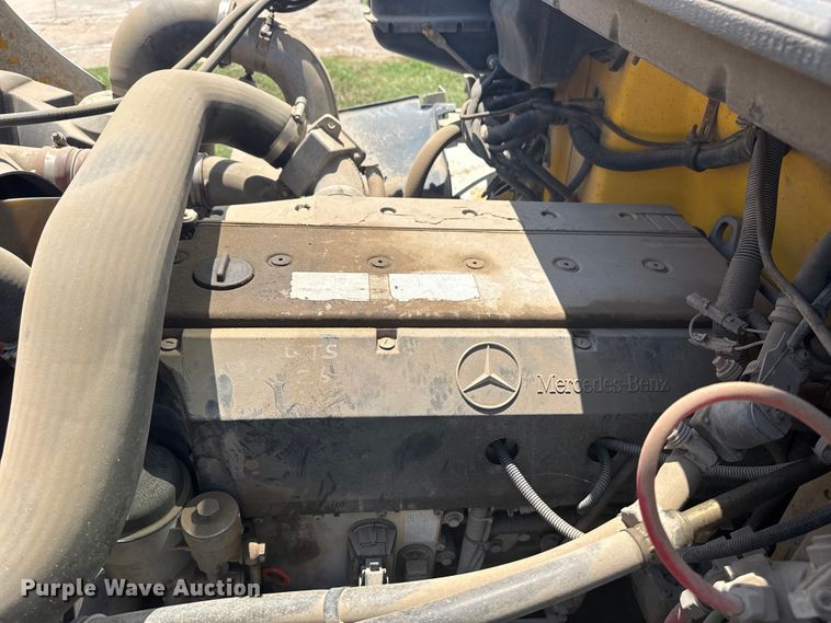 image for item DS3844 2001 Freightliner FL80 Under bridge inspection truck