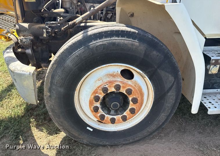 image for item DS3844 2001 Freightliner FL80 Under bridge inspection truck