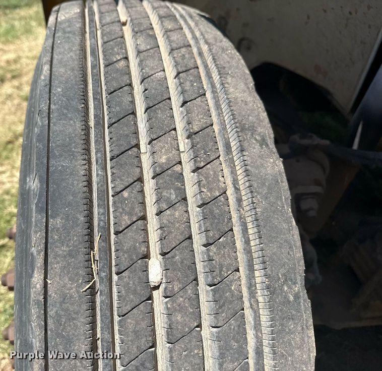 image for item DS3844 2001 Freightliner FL80 Under bridge inspection truck