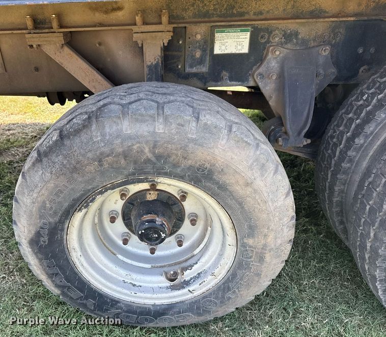 image for item DS3844 2001 Freightliner FL80 Under bridge inspection truck