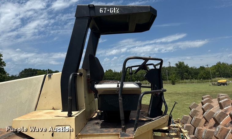 image for item DS3845 1998 Ingersoll Rand SD-115F Pro Pac single drum vibratory roller