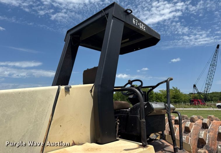 image for item DS3845 1998 Ingersoll Rand SD-115F Pro Pac single drum vibratory roller