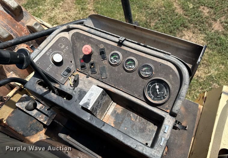 image for item DS3845 1998 Ingersoll Rand SD-115F Pro Pac single drum vibratory roller