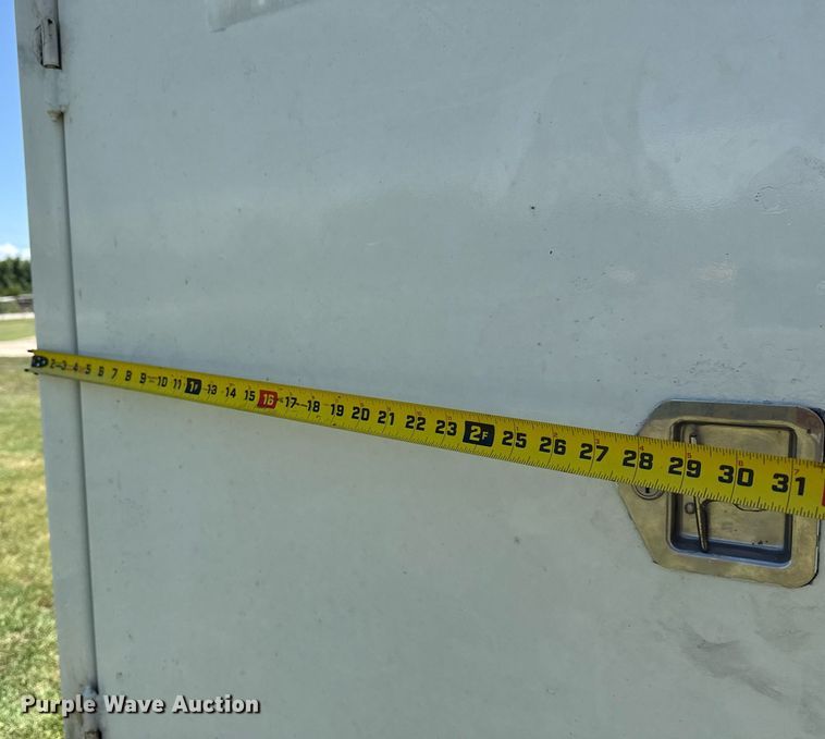 image for item DS3846 2013 Mack CHU613 fuel / lube truck