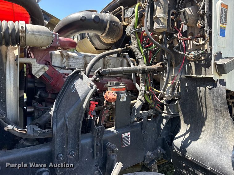 image for item DS3846 2013 Mack CHU613 fuel / lube truck