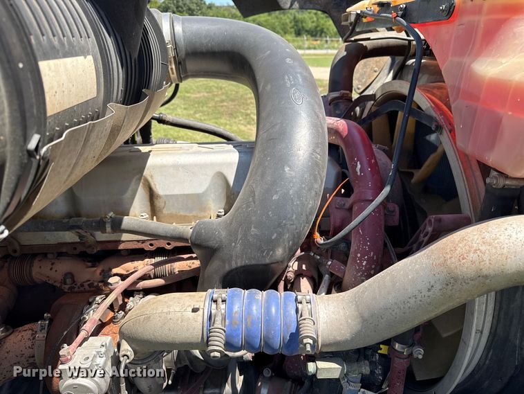 image for item DS3846 2013 Mack CHU613 fuel / lube truck