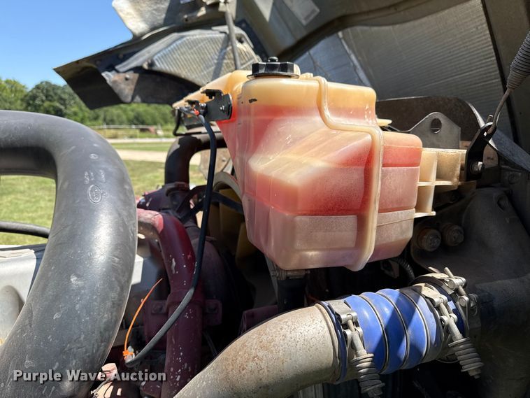 image for item DS3846 2013 Mack CHU613 fuel / lube truck