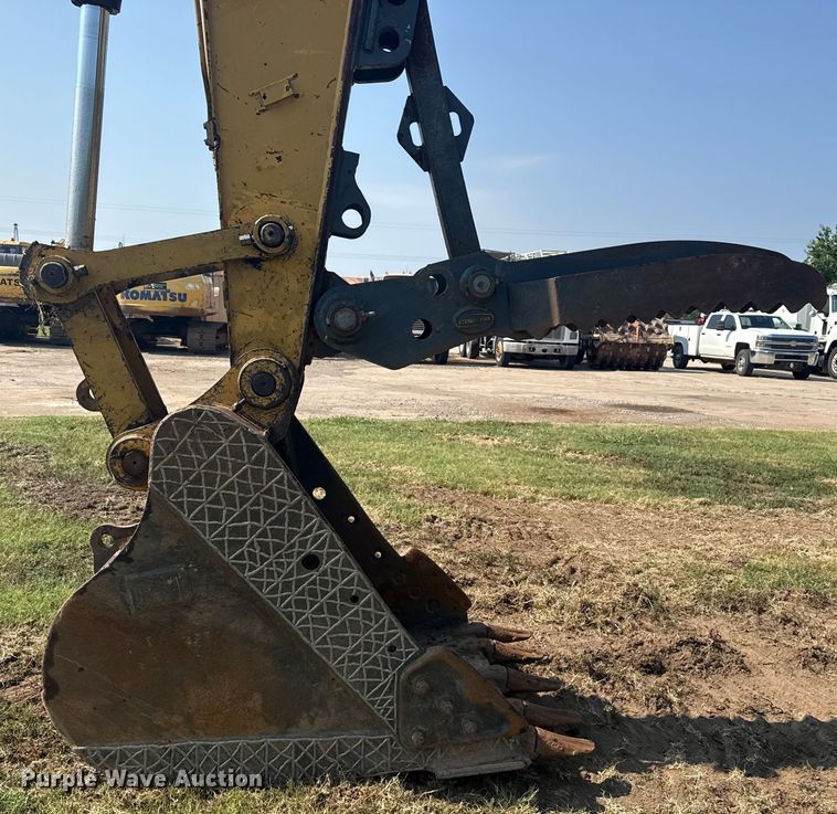 image for item DS3847 2008 Caterpillar 324D L excavator