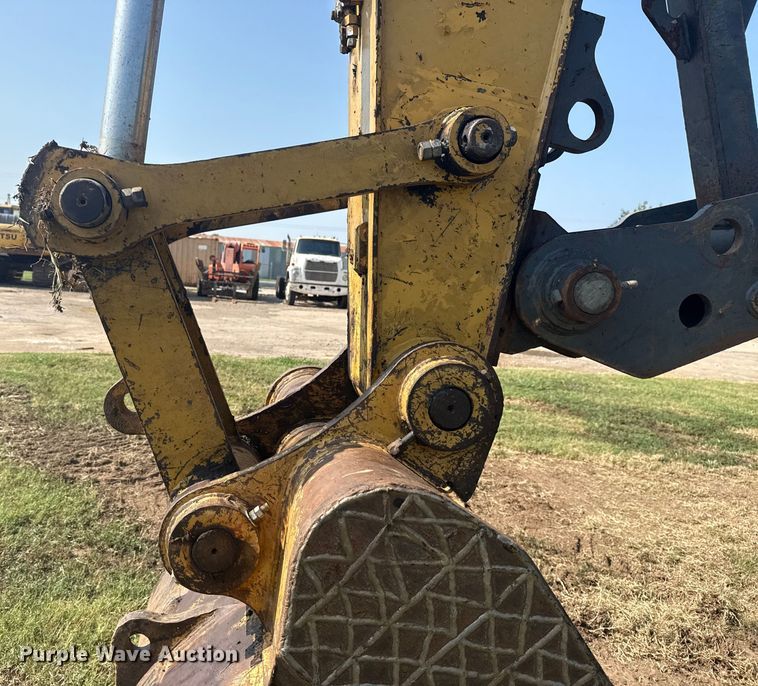 image for item DS3847 2008 Caterpillar 324D L excavator