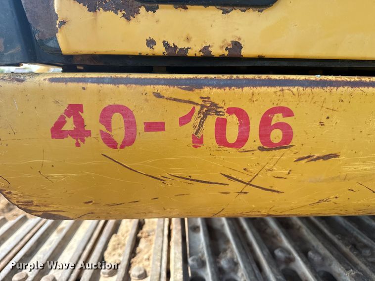 image for item DS3847 2008 Caterpillar 324D L excavator