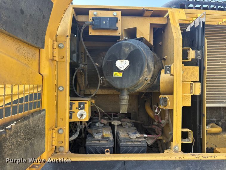 image for item DS3847 2008 Caterpillar 324D L excavator