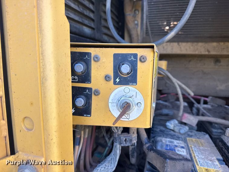 image for item DS3847 2008 Caterpillar 324D L excavator