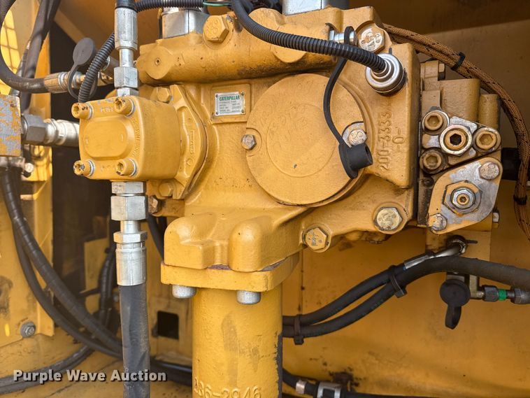 image for item DS3847 2008 Caterpillar 324D L excavator