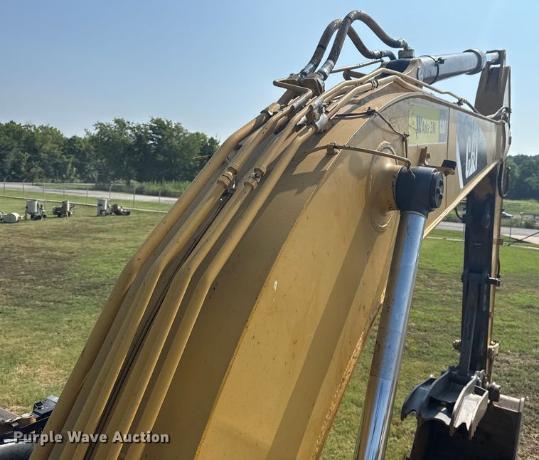 image for item DS3847 2008 Caterpillar 324D L excavator