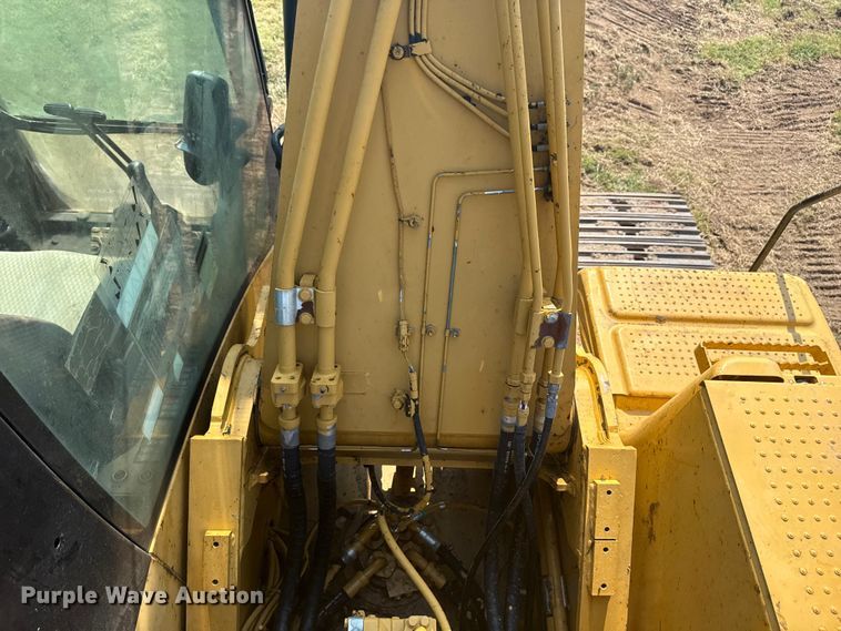 image for item DS3847 2008 Caterpillar 324D L excavator